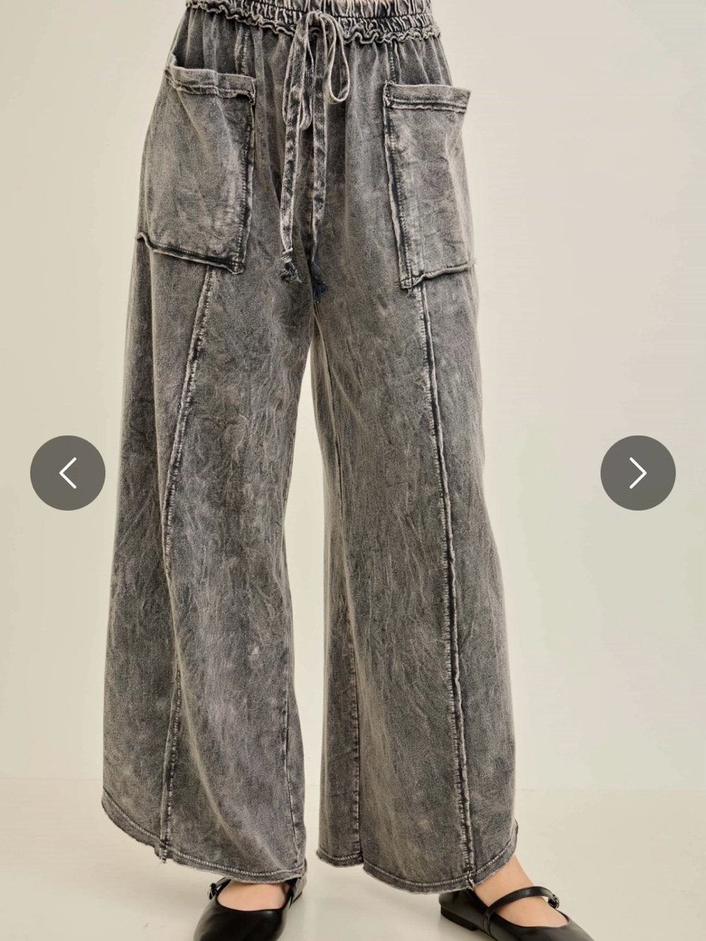 High-Rise Wide Leg Women’s Jeans in Washed Charcoal NWOT